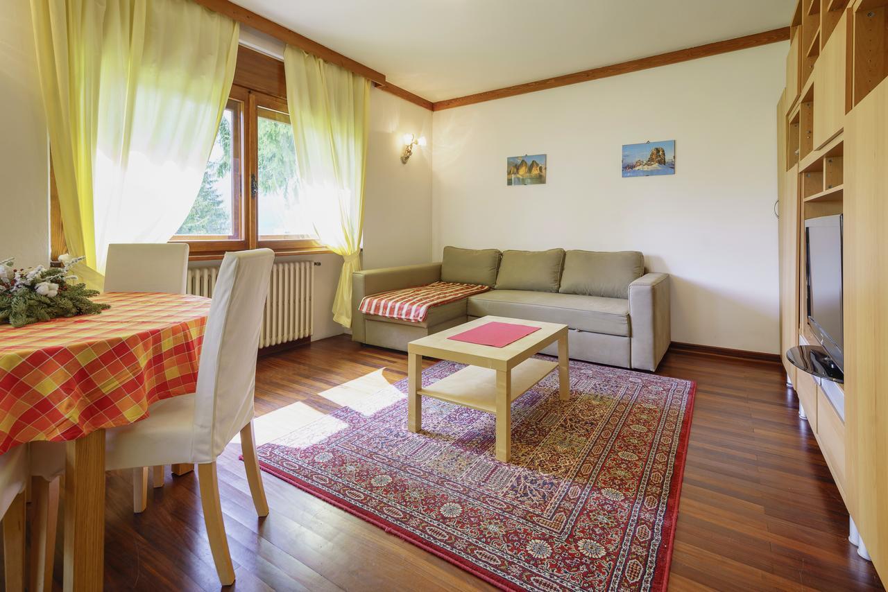 Villa Ca Perosego - Stayincortina Cortina dʼAmpezzo Kültér fotó