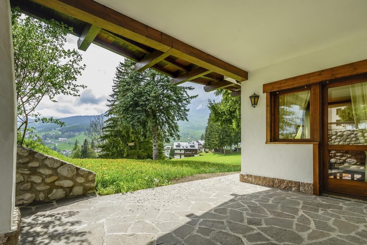 Villa Ca Perosego - Stayincortina Cortina dʼAmpezzo Kültér fotó